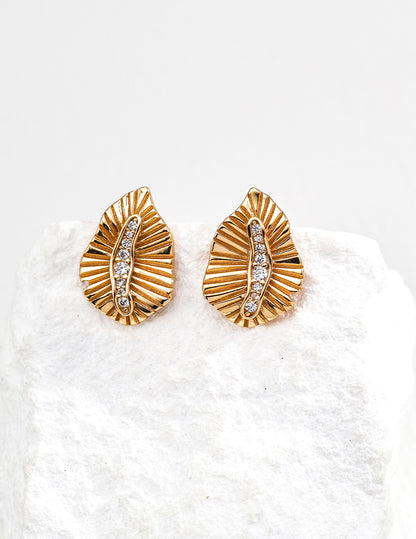 102521  S925 Silver Vintage Zircon Earrings
