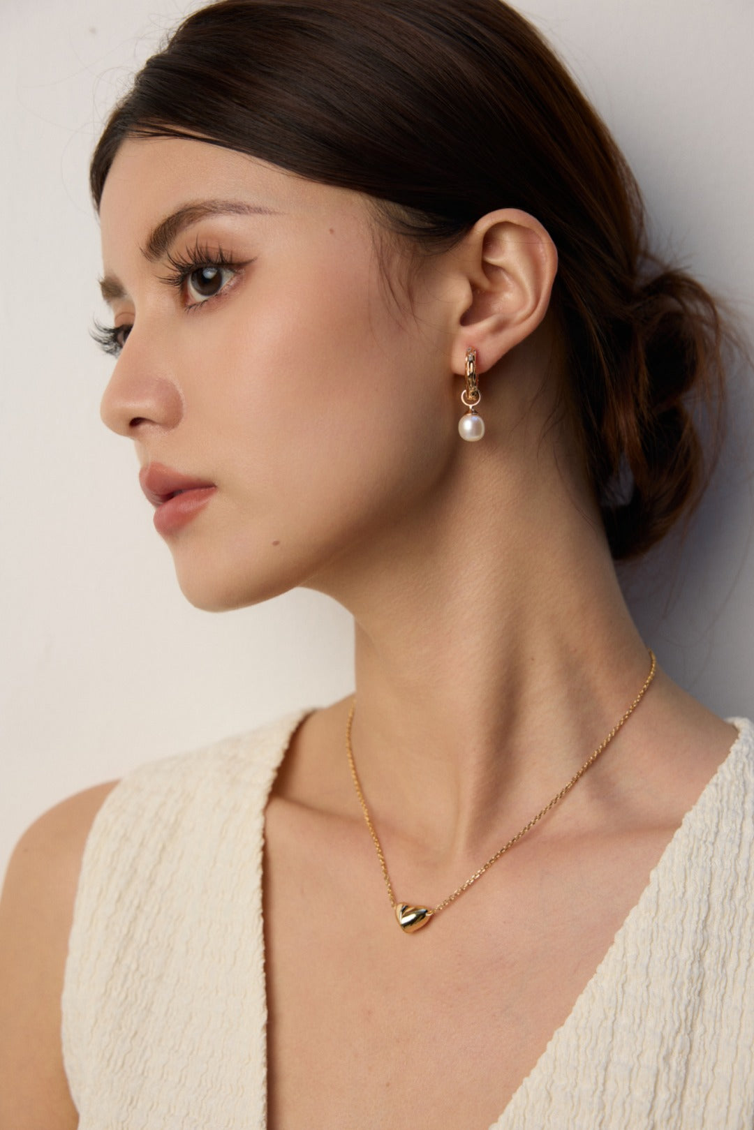 QL-E01239  S925 Silver Vintage Natural Pearl Earrings