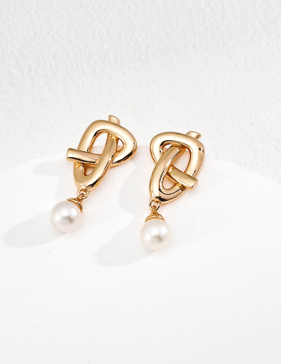 QL-E0980-4  S925 Silver Minimalist Natural Pearl Earrings