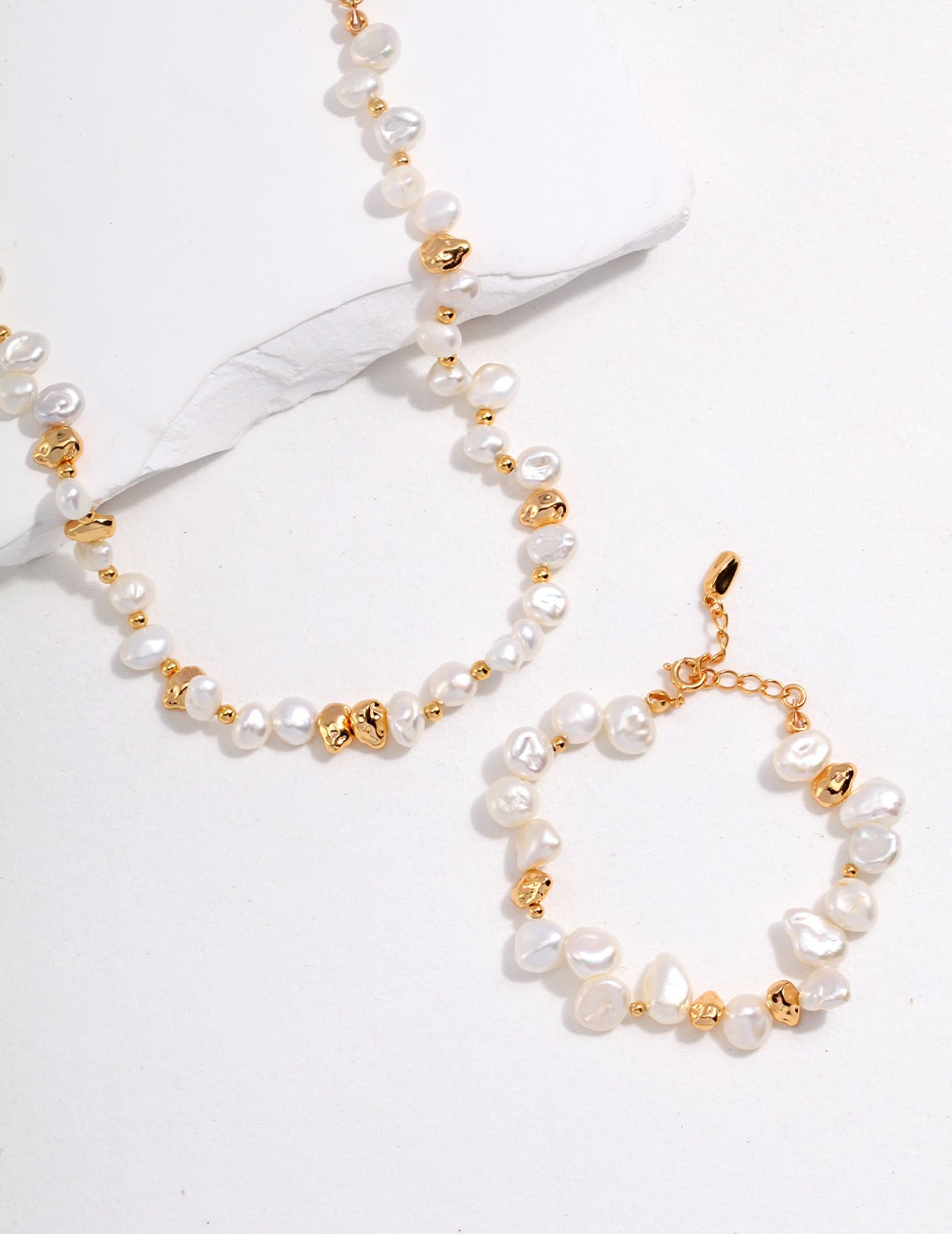S0038 Bracelet