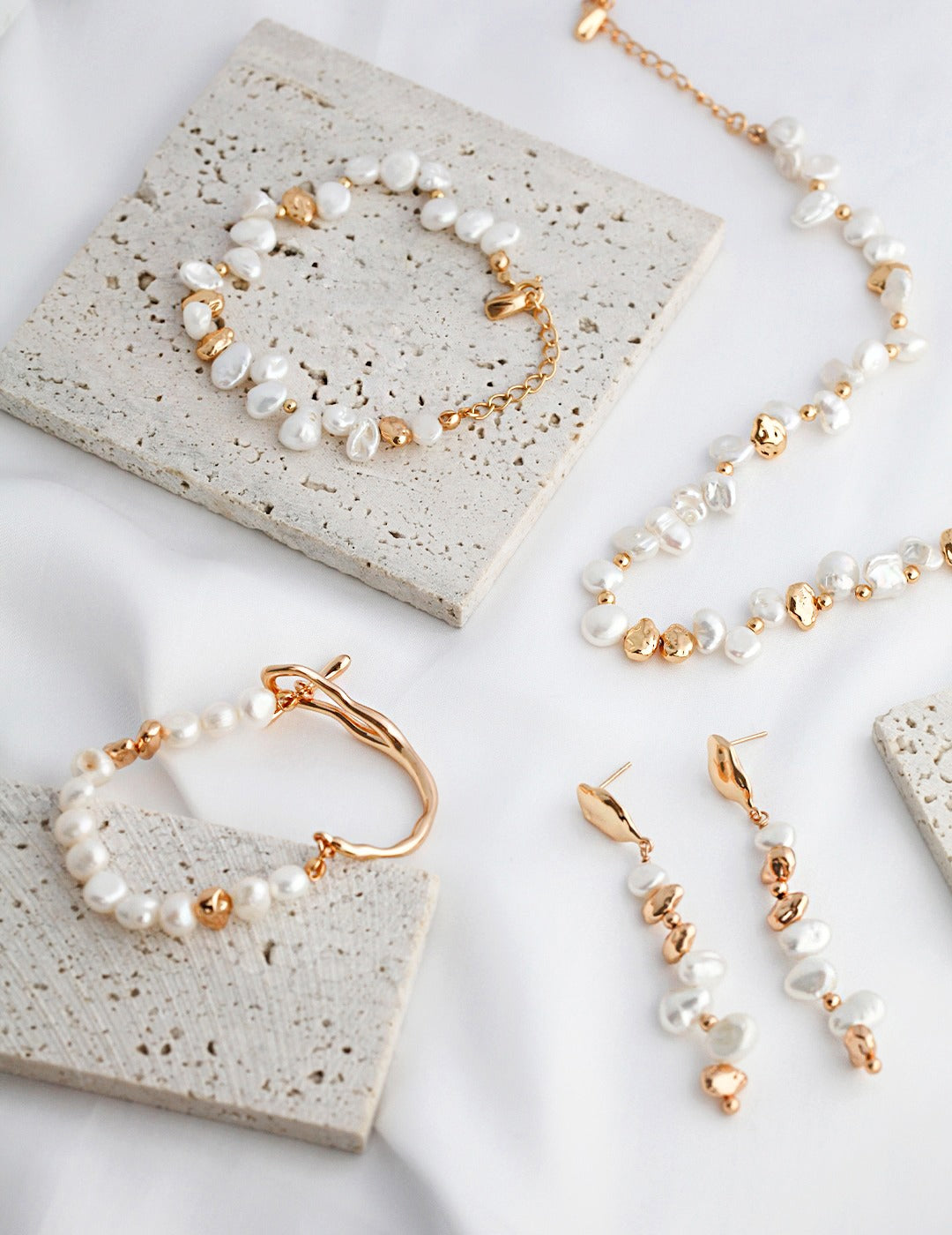 S0038 Bracelet