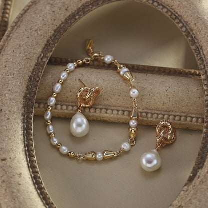 Natural Baroque Pearl Earrings.