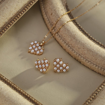 QL-E01306  S925 Silver Designer Imitation Pearl Heart-Shaped Earrings
